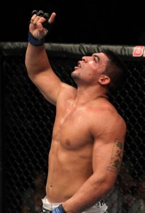 Ronny Markes Crédito UFC 3 205x300 Ronny Markes corta 20 quilos para estreia nos pesos médios no UFC on Fuel
