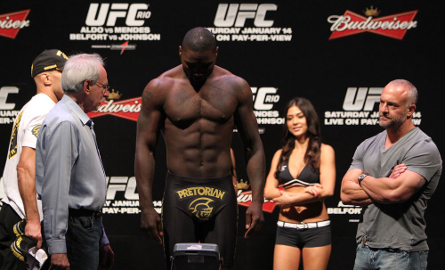Depois de falhar pela terceira vez numa pesagem no UFC e acabar derrotado por Vitor Belfort no UFC Rio 2, o americano Anthony Johnson despertou a ira de Dana White,...