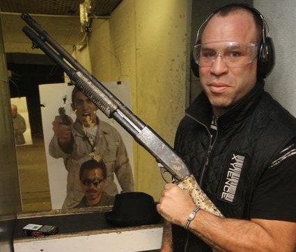 O UFC anunciou em 2011 uma grande parceria com a Fox, e o canal de televisão norte-americano já começa a mostrar seu poder junto a maior organização de MMA do...