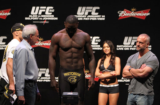 A. Johnson (foto) está de volta ao UFC. Foto: Divulgação