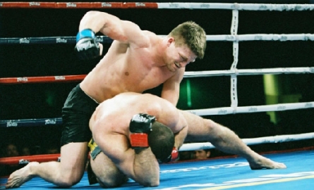 Ronaldo Jacaré enfrenta Bristol Marunde no Strikeforce