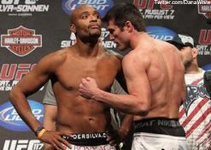 Anderson Silva x Chael Sonnen 300x214 Ingressos para UFC no Engenhão começam a ser vendidos em maio