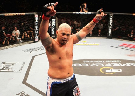 Hunt (foto) enfrentará Nelson no Japão. Foto: Divulgação/UFC