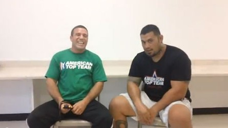 Confira o novo post de Stefane Dias em seu blog no SUPER LUTAS. O preparador físico da American Top Team entrevista o neozelandês Mark Hunt, que estará em ação no UFC...