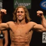 Urijah Faber (foto) disputa cinturão interino dos pesos galos no UFC148