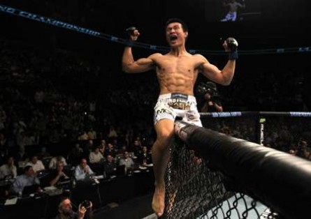 XXXX. enfrenta Aldo pelo cinturão dos penas no UFC Rio 4. Foto: Josh Hedges/UFC