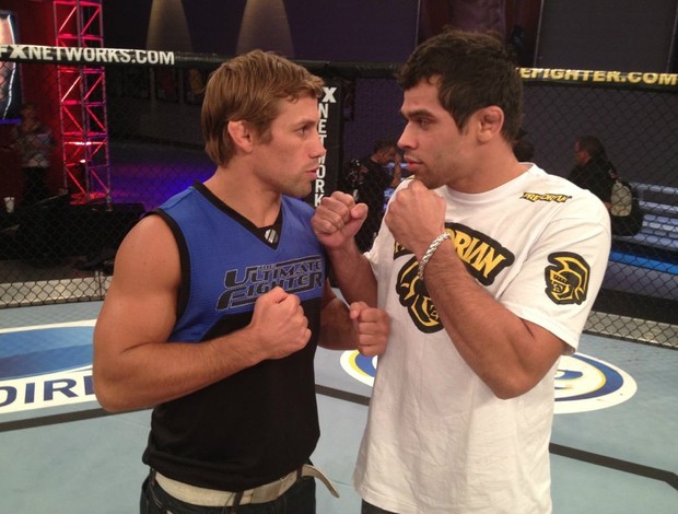 UFC 148: Renan Barão disputa cinturão interino contra Faber Acabou o mistério e com final feliz para Renan Barão. O brasileiro foi confirmado na noite desta sexta-feira (18) como adversário de Urijah Faber na disputa do cinturão interino de...