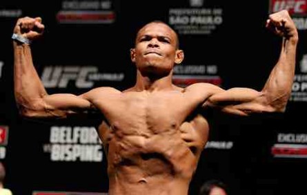 F. Massaranduba deve lutar no card do UFC No Combate 3 contra estreante polonês