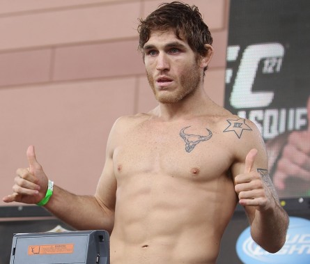 Segundo portal sueco Tom Lawlor voltará ao octógono em abril. Foto: Josh Hedges/UFC