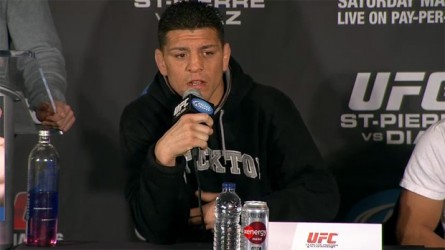 N. Diaz marca presença na coletiva de imprensa antes do UFC 158. Foto: Reprodução/Youtube