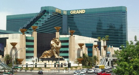 O suntuoso MGM Grand Hotel & Casino costuma abrigar milionários eventos de MMA e boxe