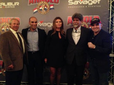 Wallid Ismail (right) renews partnership with Arnold Classic Brasil. Photo: Disclosure