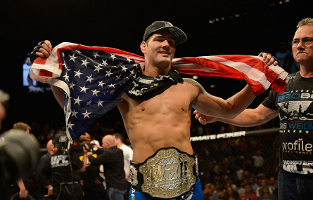 Na opinião de Dana White, C. Weidman (foto) pode se tornar o número um do UFC . Foto: Josh Hedges/UFC