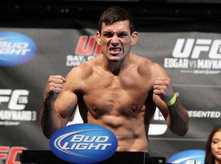 D.Maia (foto) está invicto desde que desceu para os meio-médios. Foto: Josh Hedges/UFC
