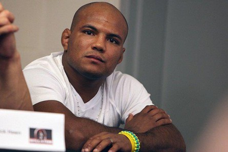 W. Reis (foto) é mais um atleta brasileiro a ser confirmado no UFC 165. Foto: Reprodução/Facebook