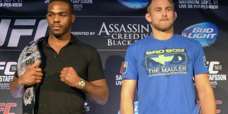 J. Jones defende cinturão contra A. Gustafsson. Foto: Divulgação/UFC
