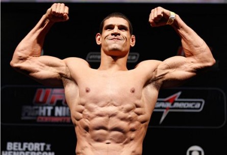 C. Mutante (photo) is looking for his fourth victory in the UFC. Photo: Josh Hedges/UFC