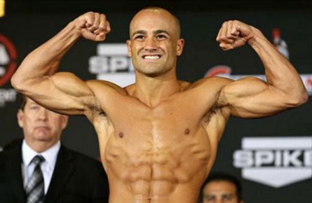 E. Alvarez (foto) estreia no UFC em setembro. Foto: Divulgação