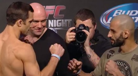 Rockhold (esq.) e Philippou (dir.) bateram o peso para o UFC Fight Night 35. Foto: Reprodução