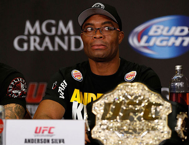 Anderson (foto) é o ex-campeão dos médios do UFC. Foto: Josh Hedges/Zuffa LLC