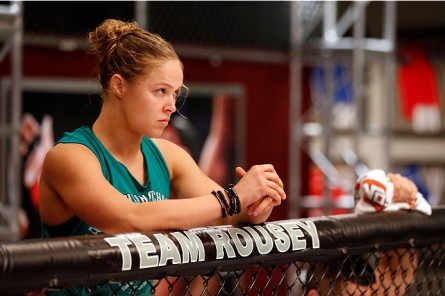 Rousey (foto) é a campeã da categoria galo feminina do UFC. Foto: Josh Hedges/Zuffa LLC