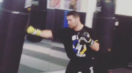 Weidman já faz seus primeiros treinos de boxe após cirurgia. Foto: Reprodução/Instagram