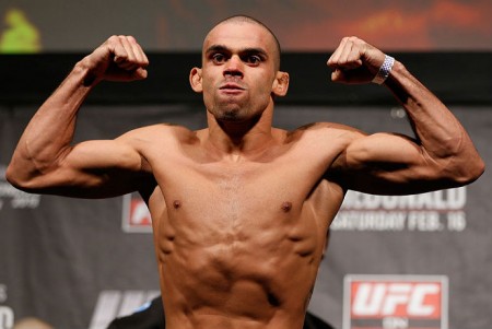 Barão (foto) enfrentará a balança na noite desta sexta-feira. Foto: Divulgação/UFC