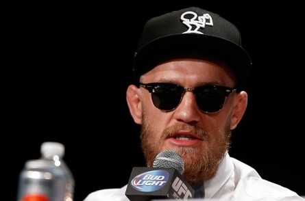 C. McGregor (foto) tem estilo nas palavras e na aparência. Foto: Josh Hedges/UFC