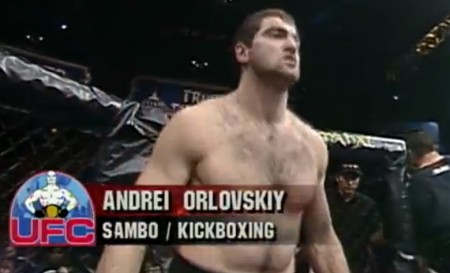 A. Arlovski durante sua estreia no UFC. Foto: Reprodução/UFC.com