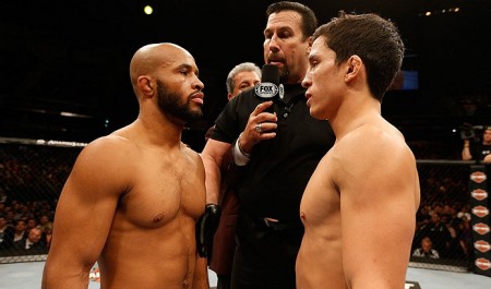 D. Johnson (esq.) levou a melhor na revanche contra J. Benavidez (dir.). Foto: Josh Hedges/UFC
