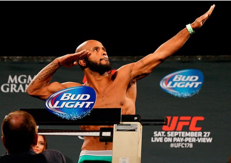 Demetrious Johnson defende o cinturão dos moscas na luta principal. Foto: UFC
