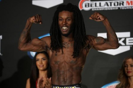 desmond green 450x300 Ex lutador do Bellator diz ter sido informado de demissão por e mail