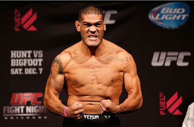 Pezão (foto) fará primeira luta fora do UFC. Foto: Divulgação/UFC
