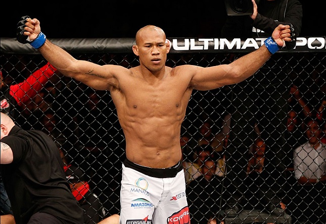 R. Jacaré (foto) quer lutar pelo cinturão a seguir. Foto: Josh Hedges/UFC