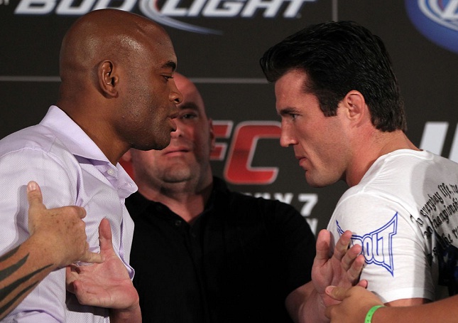 Rivalidade entre Anderson (esq.) e Sonnen (dir.) agora é coisa do passado. Foto: Josh Hedges/UFC