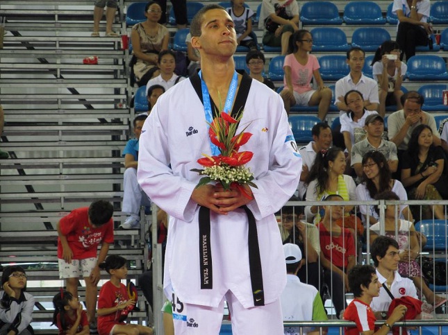 Guilherme Cezário Félix é o principal nome brasileiro até 80 kg no taekwondo. Foto: Reprodução/Facebook
