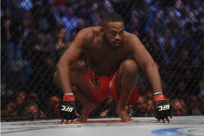 Jones (foto) perdeu o contrato de patrocínio com a Reebok. Foto: Divulgação/UFC