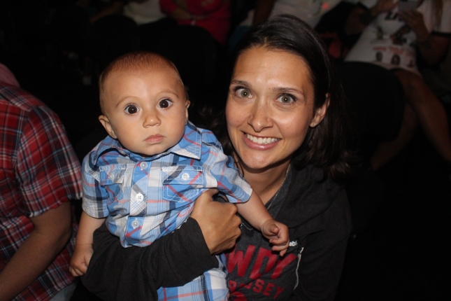 Irmã de Ronda trouxe o sobrinho da campeã, de apenas 6 meses, para o Brasil. Foto: Lucas Carrano/SUPER LUTAS
