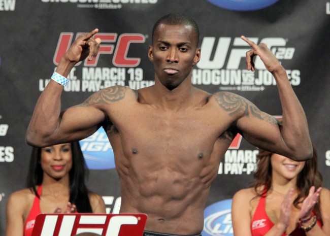 Njokuani (foto) saiu em defesa de Ludwig. Foto: Divulgação/UFC