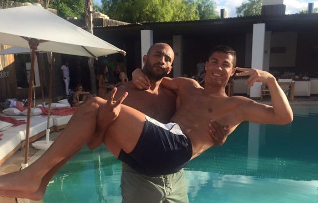 Hari brinca com amigo Cristiano Ronaldo no Marrocos. Foto: Reprodução