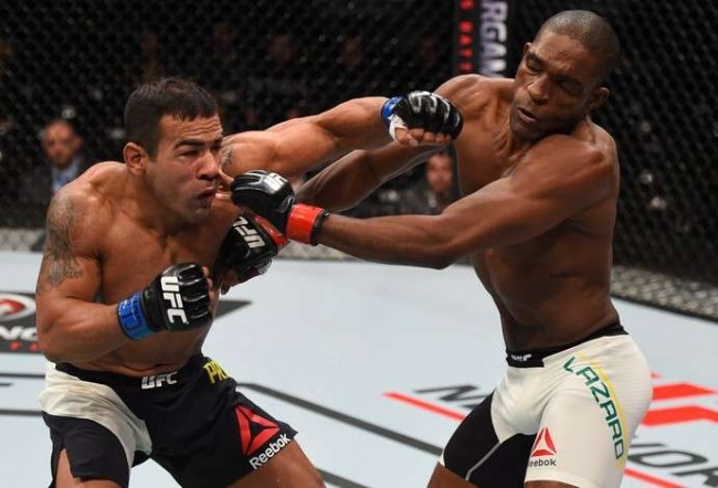 M. Trator (esq.) venceu V. Bidu (dir.) no UFC México. Foto: Getty Images
