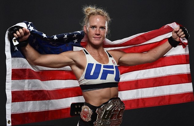 H. Holm (foto) é a nova campeã peso galo do Ultimate. Foto: Josh Hedges/UFC