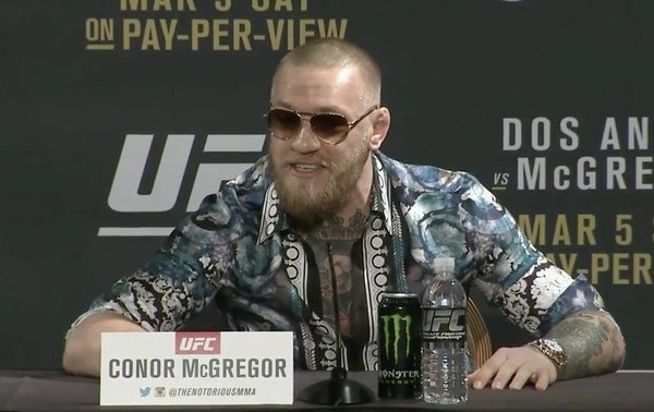 McGregor voltou a causar nas coletivas do UFC. Foto: Reprodução