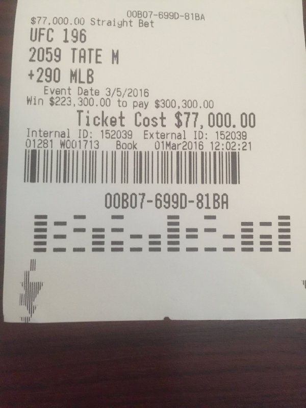 "Las Vegas Dave" mostrou bilhete que lhe rendeu US$ 300 mil. Foto: Reprodução