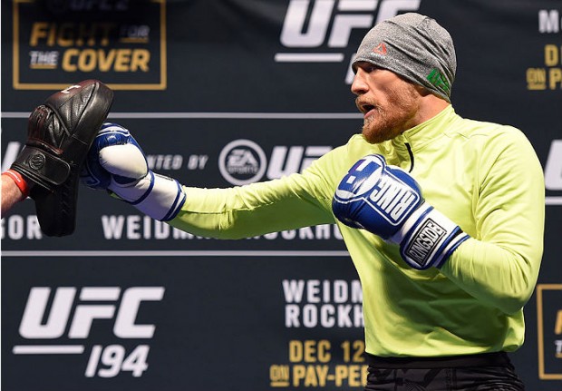 McGregor tem afiado seu boxe Foto: UFC