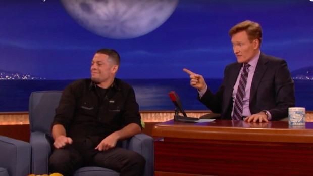 Diaz teve de ouvir as provocações de McGregor durante aparição em talk show. Foto: Reprodução