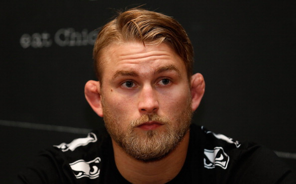 Gustafsson enfrenta Glover em maio (Foto: Boris Streubel/UFC)