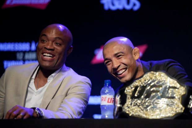 A. Silva (esq) e J. Aldo (dir) têm sonho de migrar para o boxe (FOTO: UFC) 