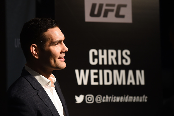C. Weidman (foto) fala com a imprensa antes do UFC 210 (Foto: Jeff Bottari/UFC)
