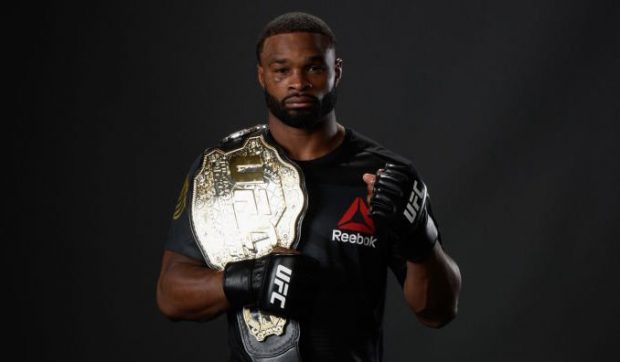 T. Woodley (photo) challenges GSP again (Photo: Reproduction Twitter ufc_brasil)